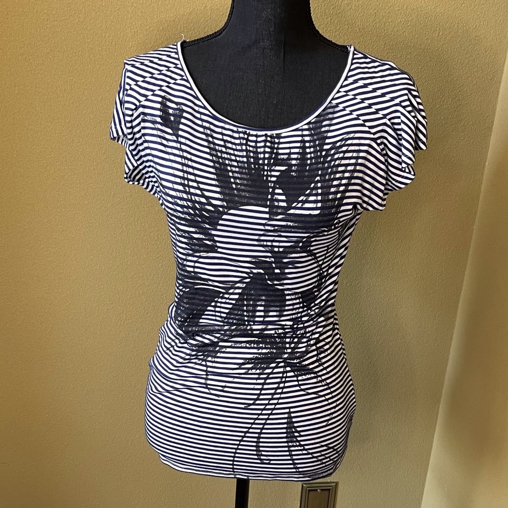 Women’ navy and white top with lace back.  Size M